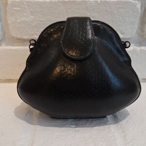 Elegant Black Women's Bag